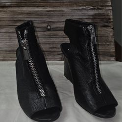 Nine West Open Toed Ankle Boots Size 8