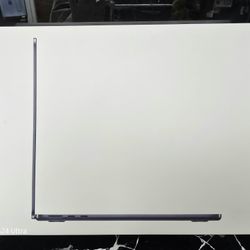 Apple Macbook Air 13" M4 -- BOX ONLY