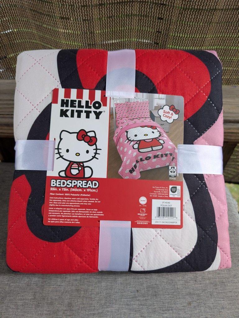 Hello Kitty Bedspread