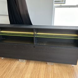 Tv Stand/ Drawer 