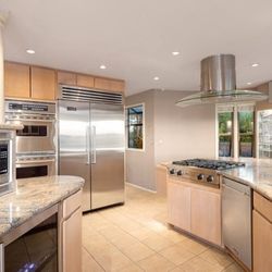 Complete Kitchen With High End VIKING Appliances 