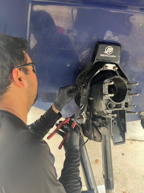 Full Service Inboard/Outboart