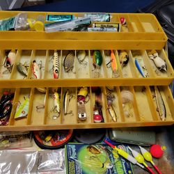 Fishing Lures With Box