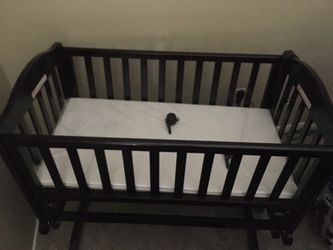 Baby crib