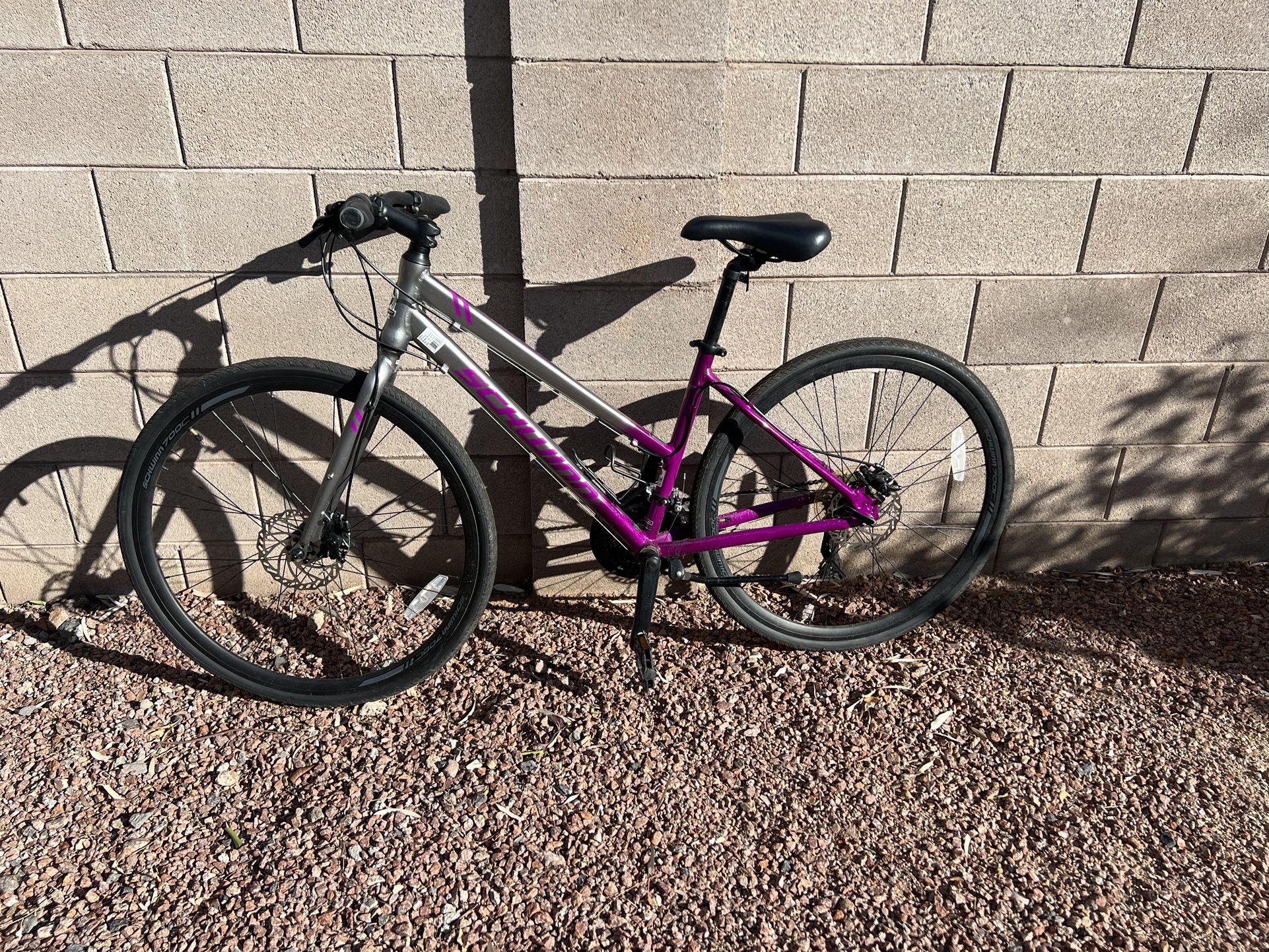 Purple Schwinn Women's Bike Schwinn Women's Circuit 700c/28