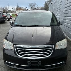 2014 Chrysler Town & Country