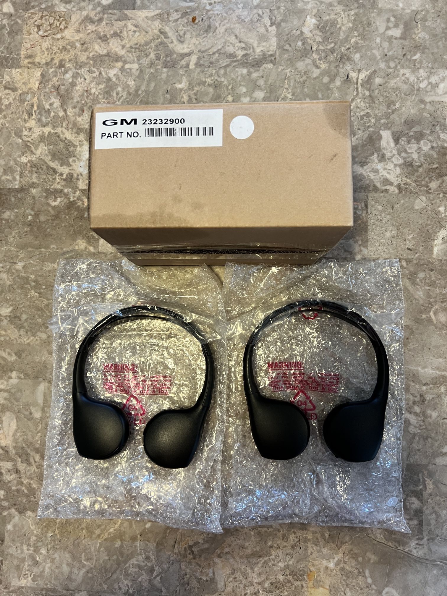 GM OEM Wireless Headphones Set-New Never Used