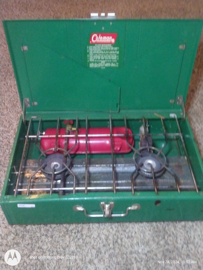 Coleman 2 Burner Propane Gas Stove