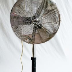 30in Hampton Bay High Velocity Floor Fan