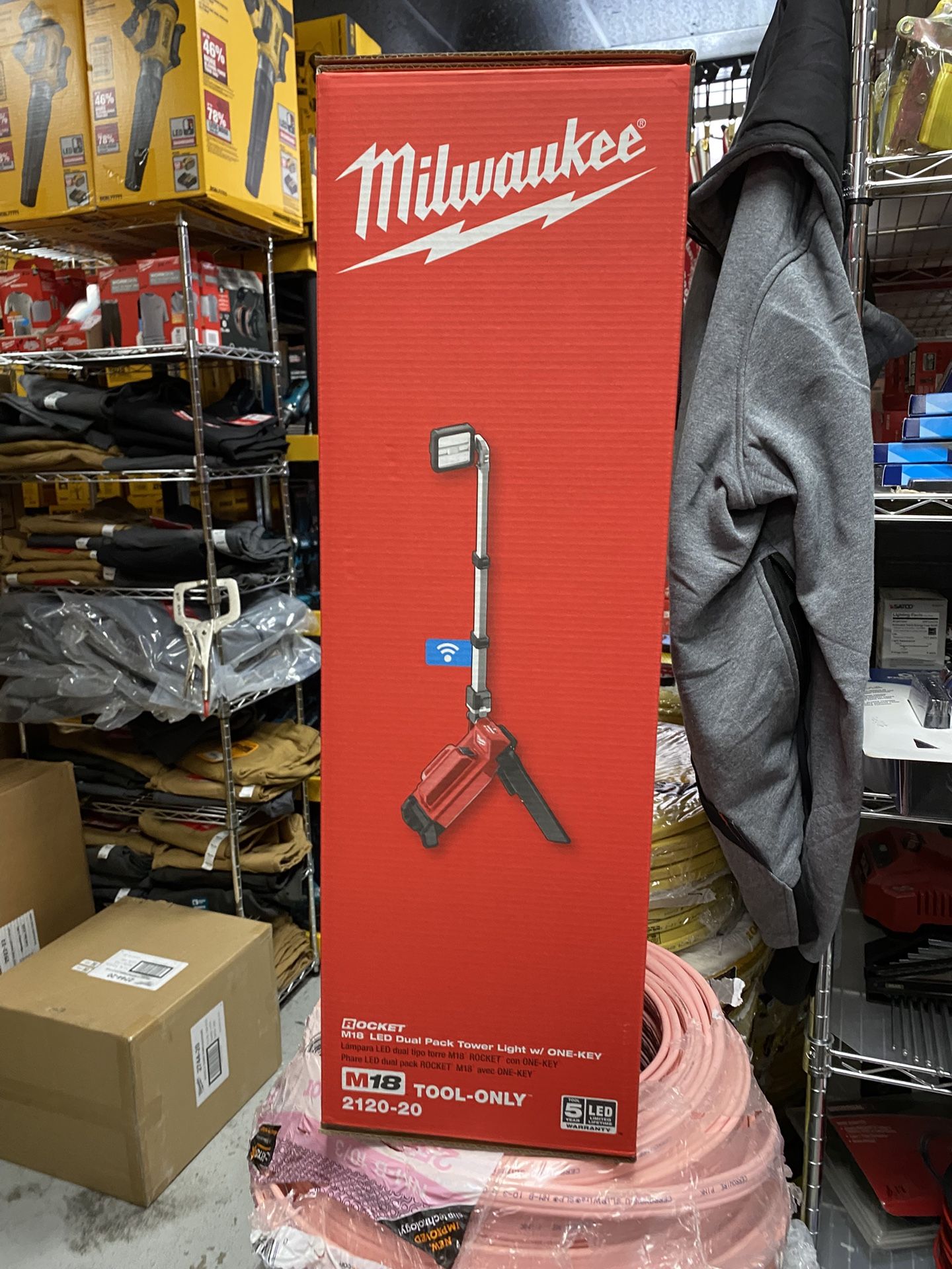 Milwaukee M18 ONE-KEY 18-Volt Lithium-Ion Cordless ROCKET Dual Pack Tower Light (Tool-Only)