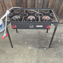 $180 tres quemadores esta nuevo