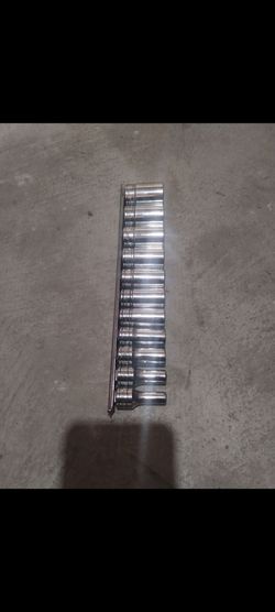 Snap On tools 3/8 drive SAE semi deep socket set..1/4".. to..7/8"