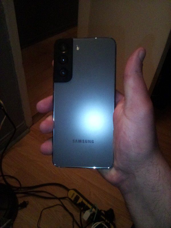 Samsung Galaxy S22 Need Screen 