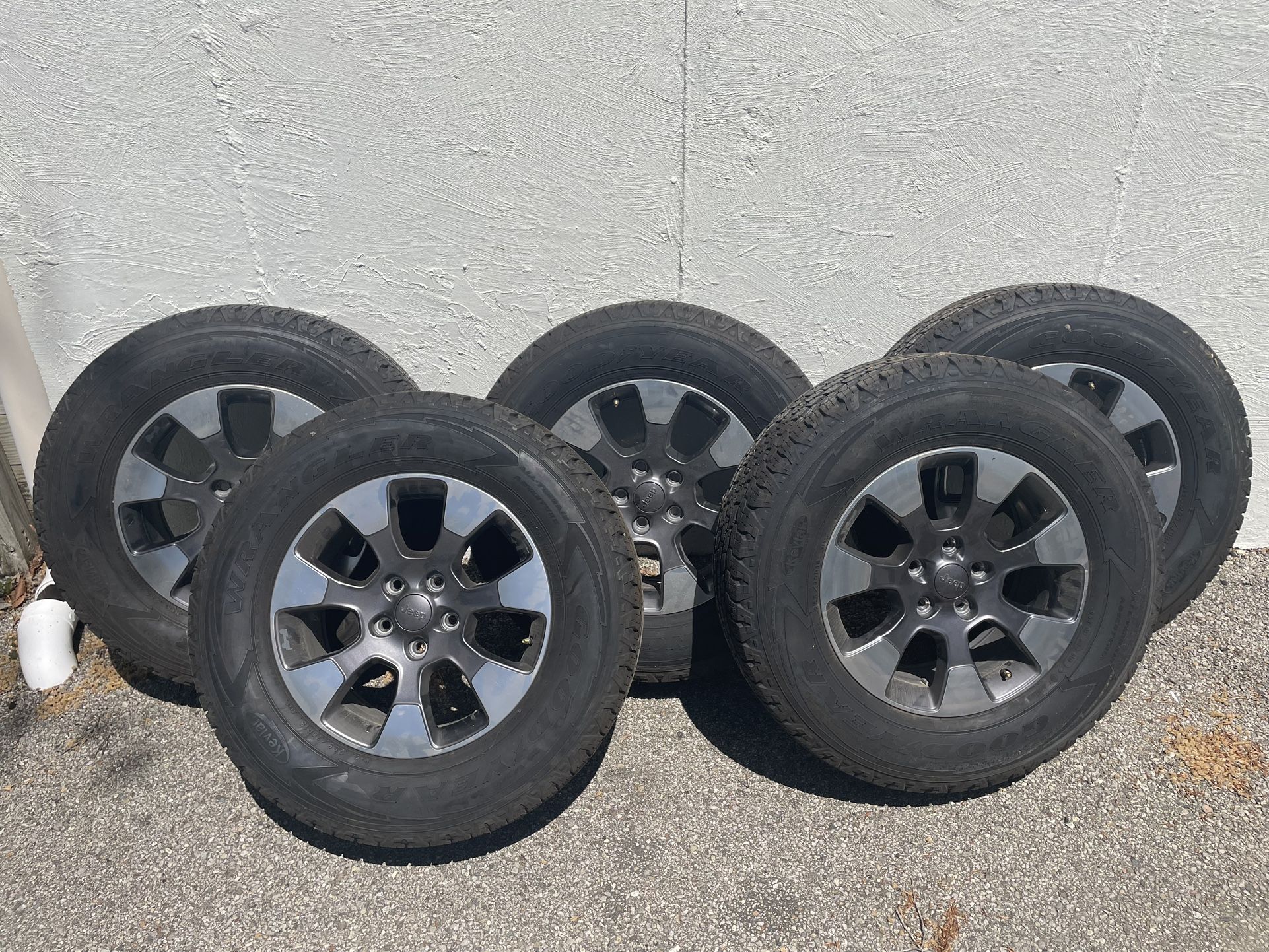 5-18 Inch Wheels With Tires Goodyear Wrangler 255/70R18