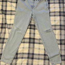 BRAND NEW WOMEN JEANS 