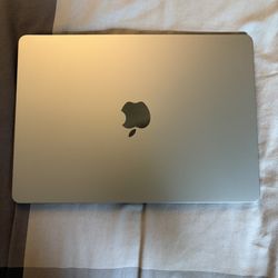 13” MacBook Air (M2)