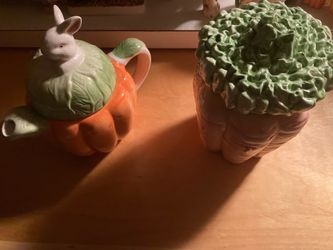 Carrot and bunny tea pot
