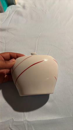 Mikasa Pure Red SL134 Covered Sugar Bowl | Porcelain | Made in Portugal