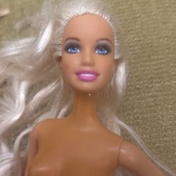 Barbie Sale Hundred Of Them To Pick From Must See 