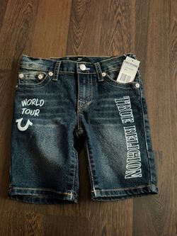 New kids shorts, size 7