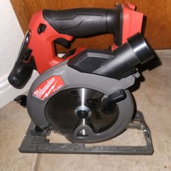 BRAND NEW MILWAUKEE M18 FUEL BRUSHLESS ("6 1/2") CIRCULAR SAW TOOL ONLY