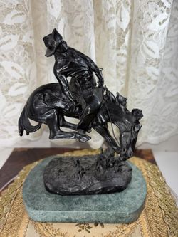 Frederick Remington bronze Statue On Marble