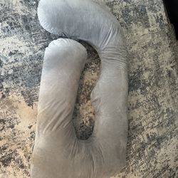 Pregnancy pillow