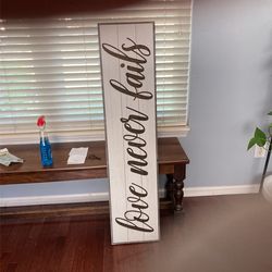 Sign love Never fails