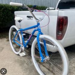 GT pro performer World Tour