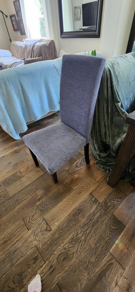 Free Chair