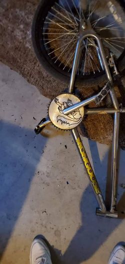 Rare early midschool Mongoose diamond cut engraved crank