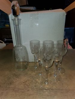 Decanter And 6 Glasses