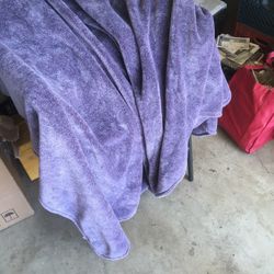 KING size blanket light purple SOFT n warm polyester fleece costco blanket
