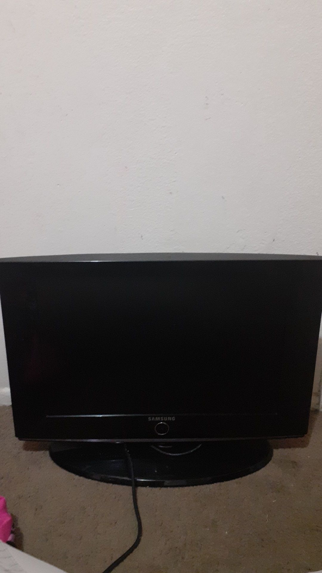 Samsung TV 30inch