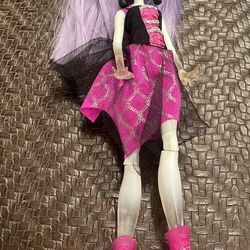 Monster High Spectra Vondergeist First Wave Dressed Doll retired 2011