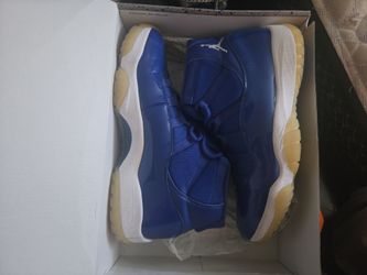 Jordan 11 blue and white