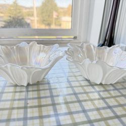 Set of 2 Iridescent Flower Glass Bowls D6.5”