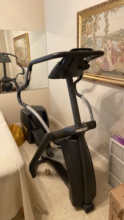 PRECOR ELLIPTICAL