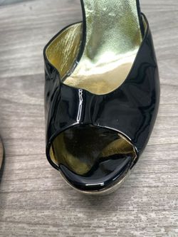 GUCCI BLACK PATENT ANKLE STRAP HEELS - SIZE 11B (A1D003817)