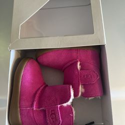 Baby sz 2/3 Ugg Boots