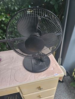 Table fan