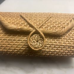 J. McLaughlin Rattan Wicker Clutch – Excellent Condition