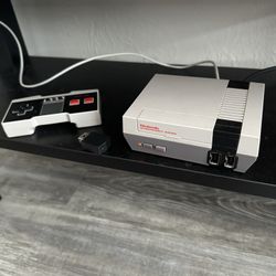 NES MINI CLASSIS MODED ALL 876 Games Installed Comes With 3 Wireless Controllers 