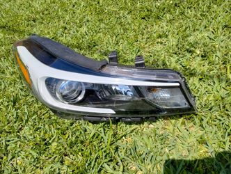 Headlamp Right Side Passenger Kia Forte 2017,2018.