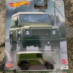Hotwheels Premium Land Rover Defender 110 Hard Top