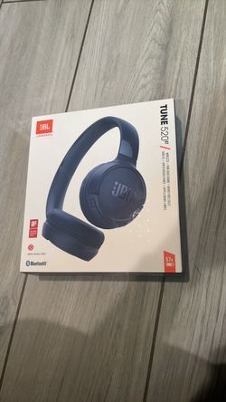 JBL Tune 520BT Wireless Headphones Blue