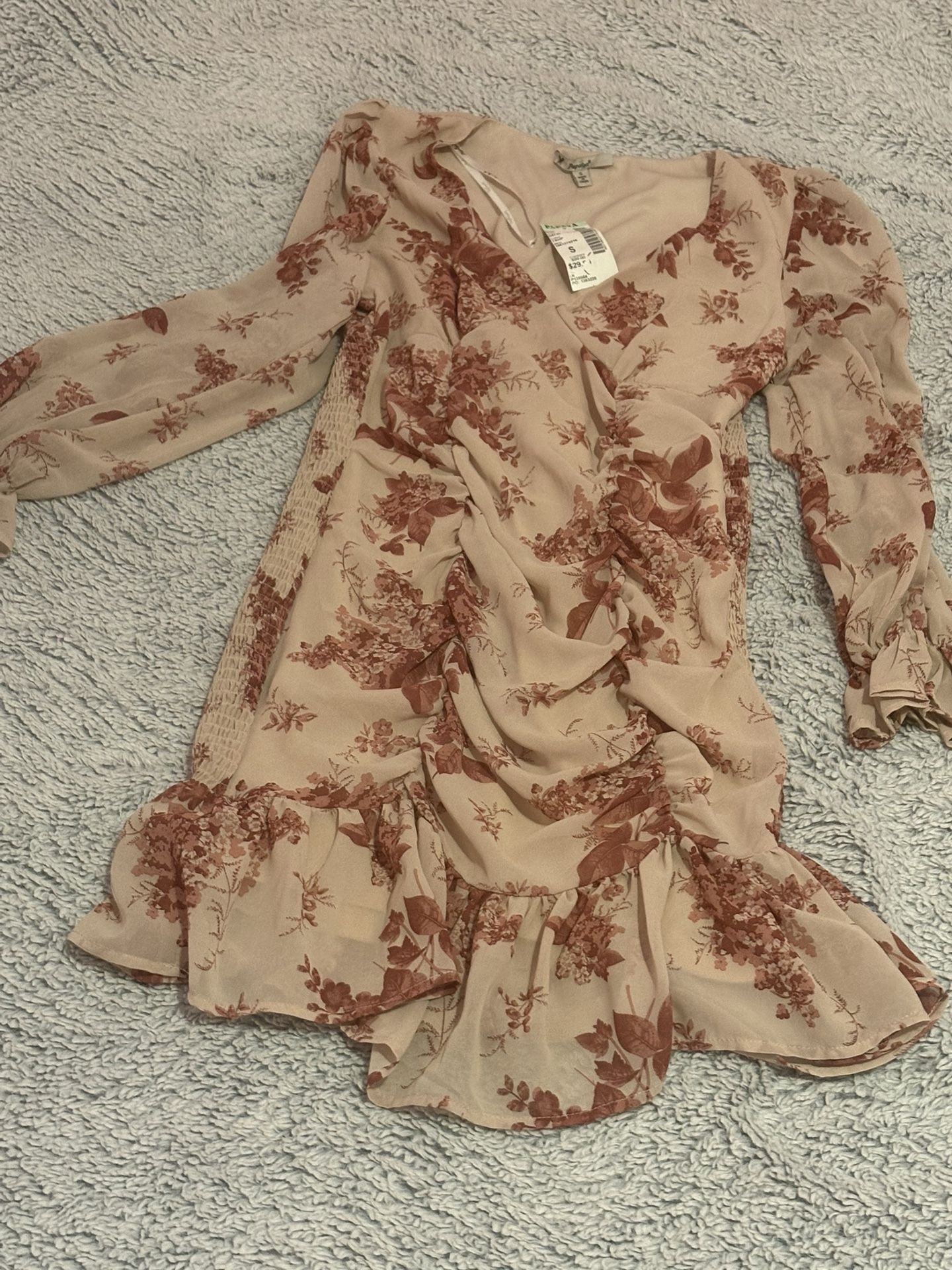  Papaya long-sleeved floral mini Dress Size S