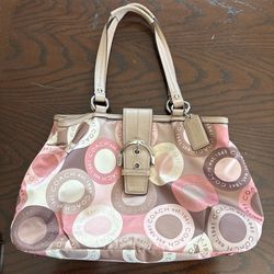 Coach Soho Snaphead Carryall Tote
