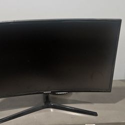 32 " Curved Monitor 