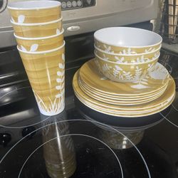 Plates, Bowls, And Cups